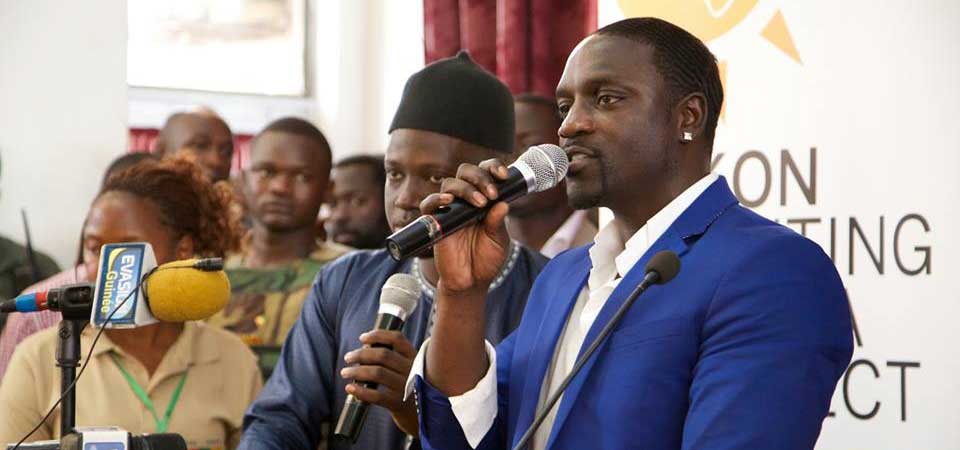 images_0-AKON-LIGHTING-AFRICA