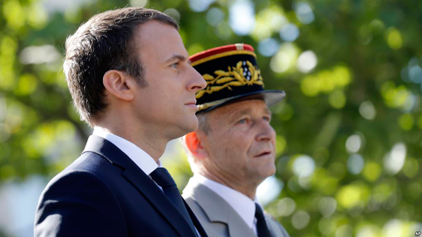 macron-villiers